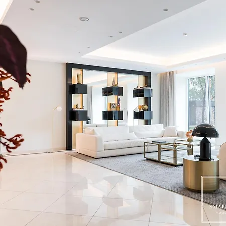 アパート High-end 2br, Ambassador Building, Lift, Skyline View *